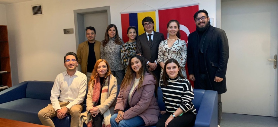 Consulado de Colombia en Ankara llevó a cabo una reunión con la Organización de Mujeres en Turquía – Red Mutua 