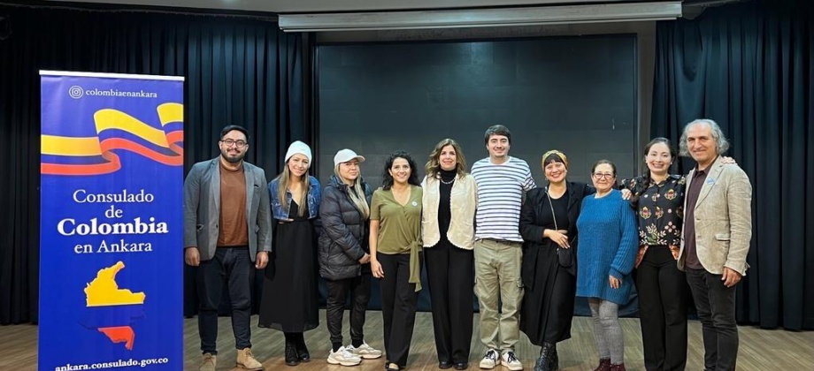 La Embajada de Colombia en Turquía y su sección consular presentaron el documental “Cuando las Aguas se Juntan: Mujeres y Conflicto”