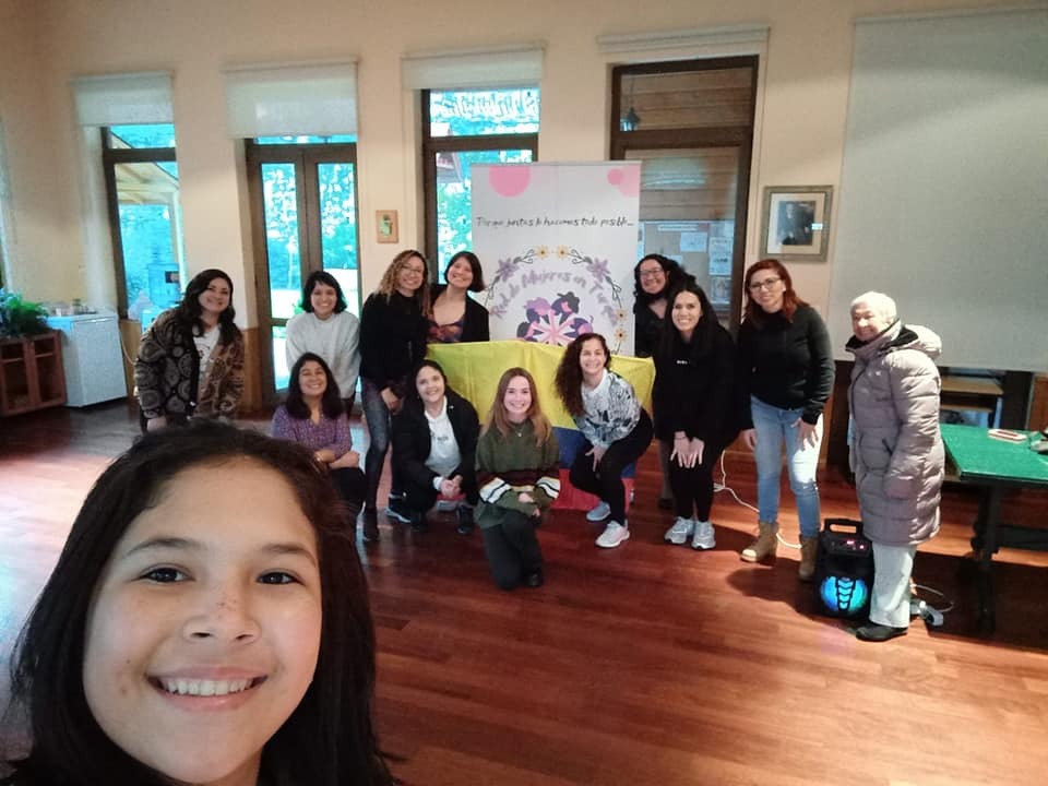 Consulado de Colombia en Ankara conmemora el primer aniversario de la Organización no formal Red de Mujeres en Turquía - REDMUTUA