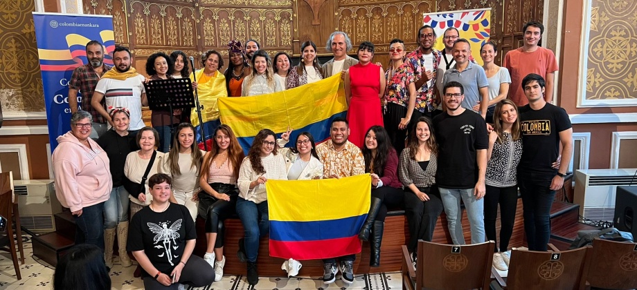 El Consulado de Colombia en Ankara celebró con los connacionales en Estambul el Día Nacional del Colombiano Migrante