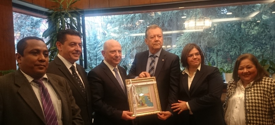 La Embajada de Colombia en Turquía asistió al acuerdo de doble titulación entre las universidades de Cartagena y de Ankara
